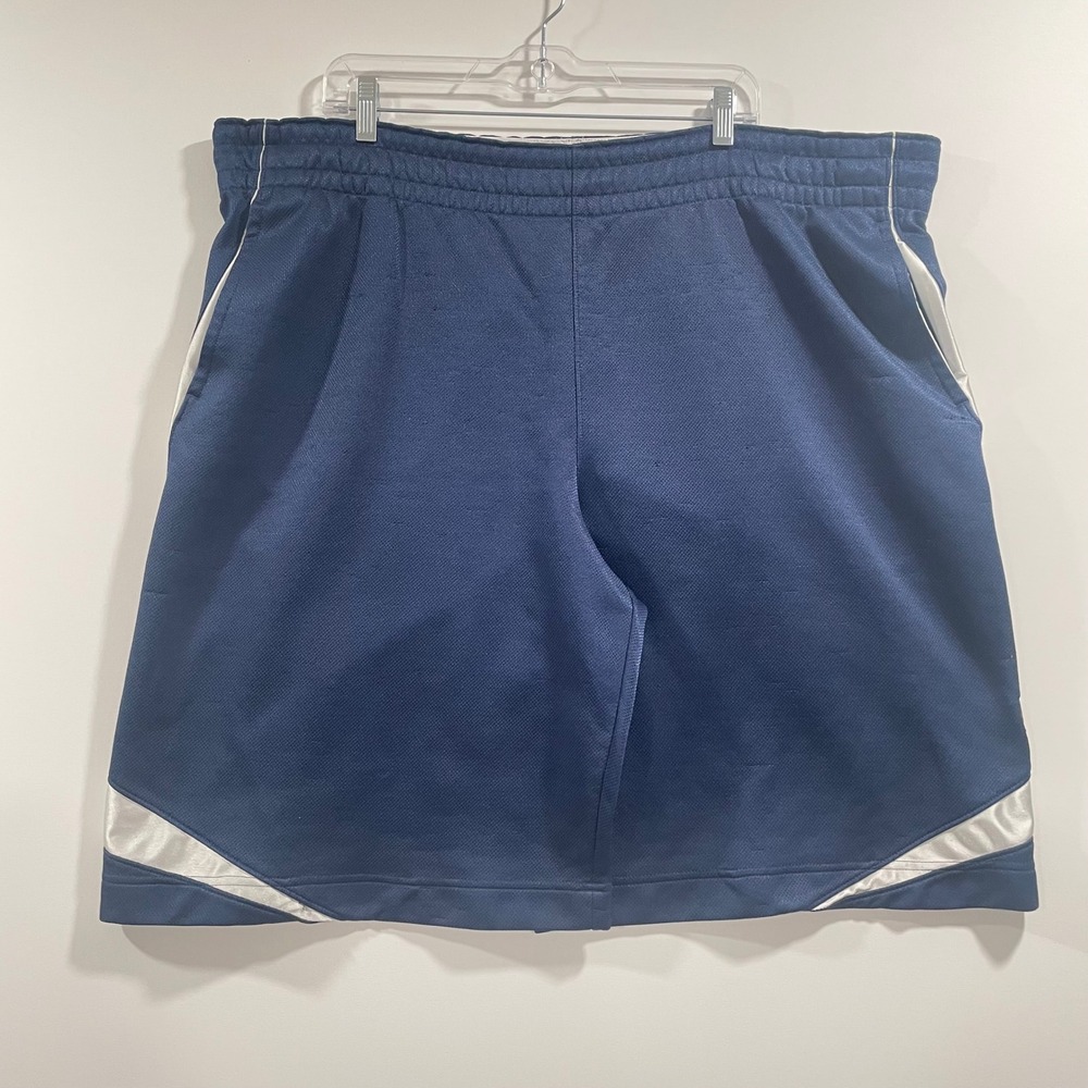 Nike VTG LeBron James Basketball Shorts Mens XXL Navy Blue Mesh LJ23 336032-410